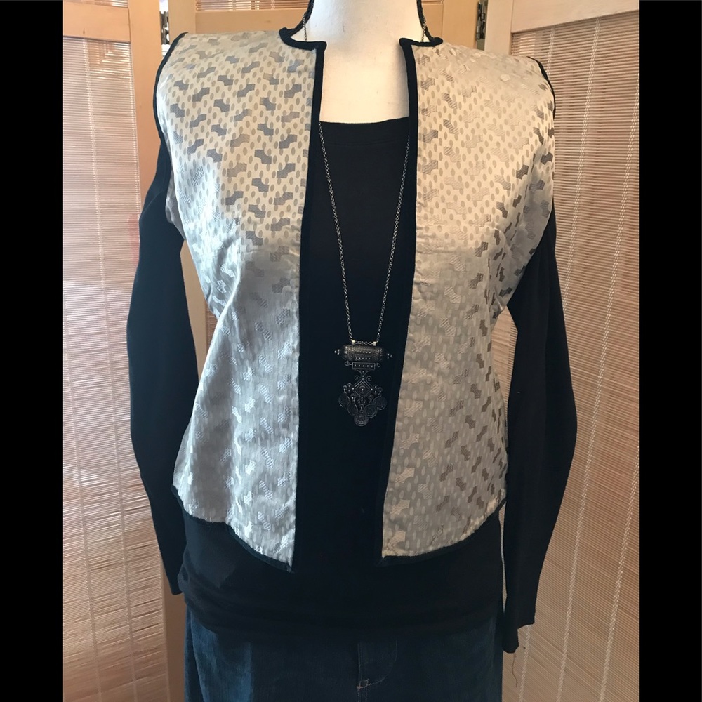 Cute custom made gray/silver vest, XS